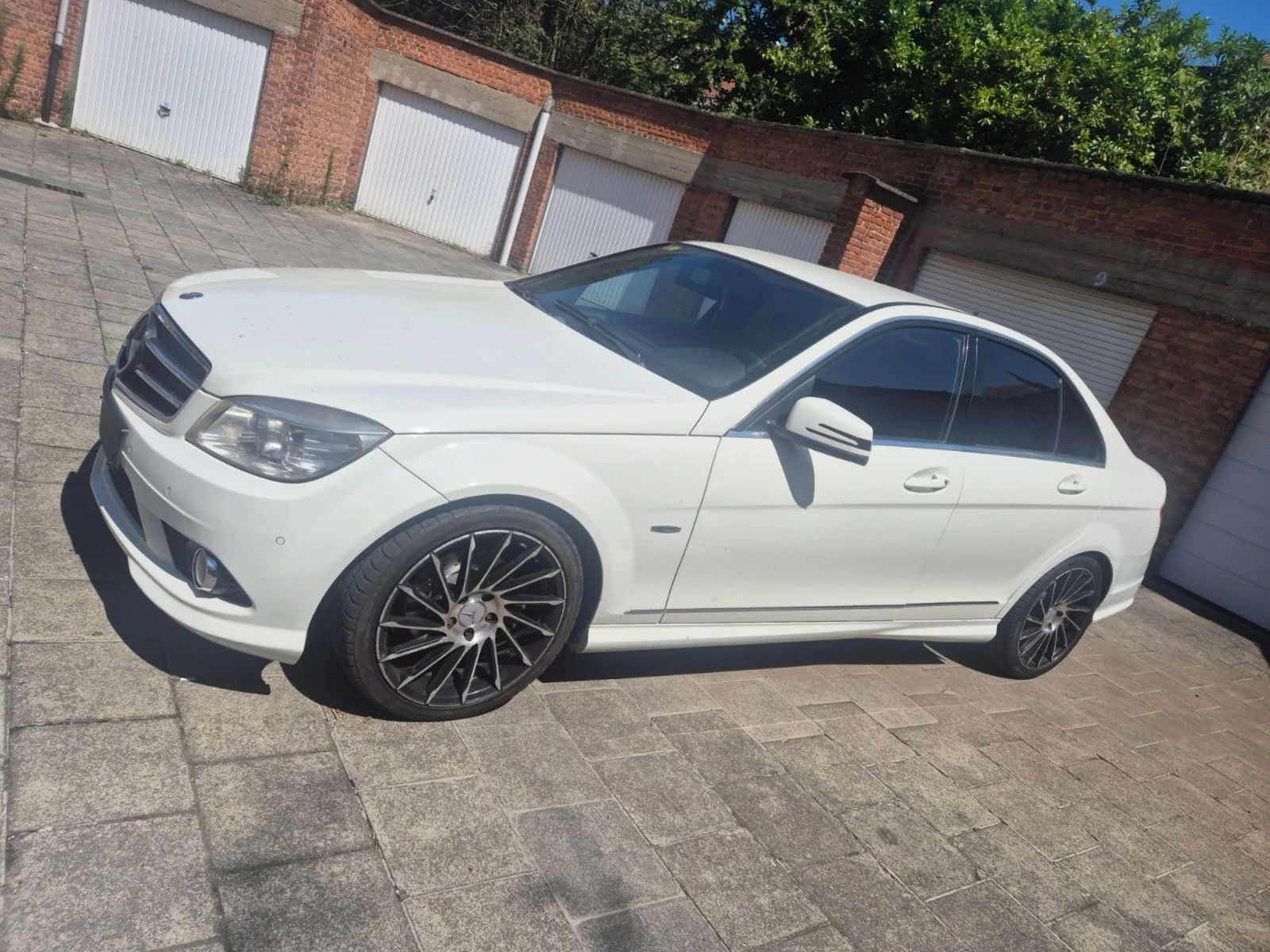 Mercedes-Benz C 200, снимка 2 - Автомобили и джипове - 55430989