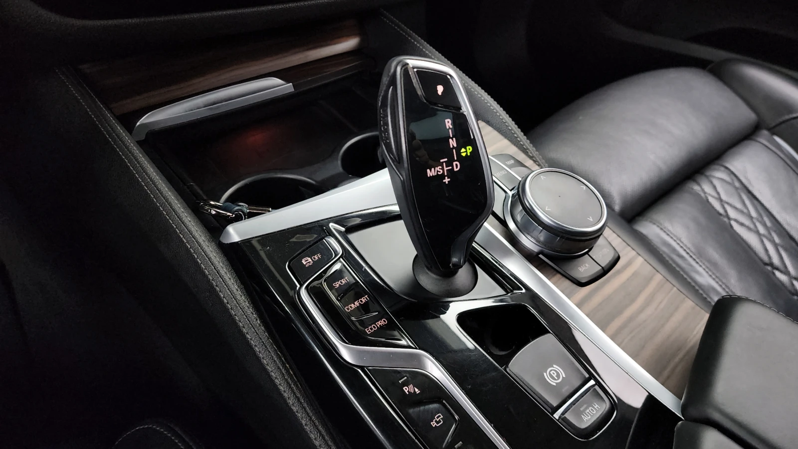 BMW 640 BLIND SPOT* HUD* SOFT CLOSE* 360* КРАЙНА ЦЕНА, снимка 9 - Автомобили и джипове - 55435579