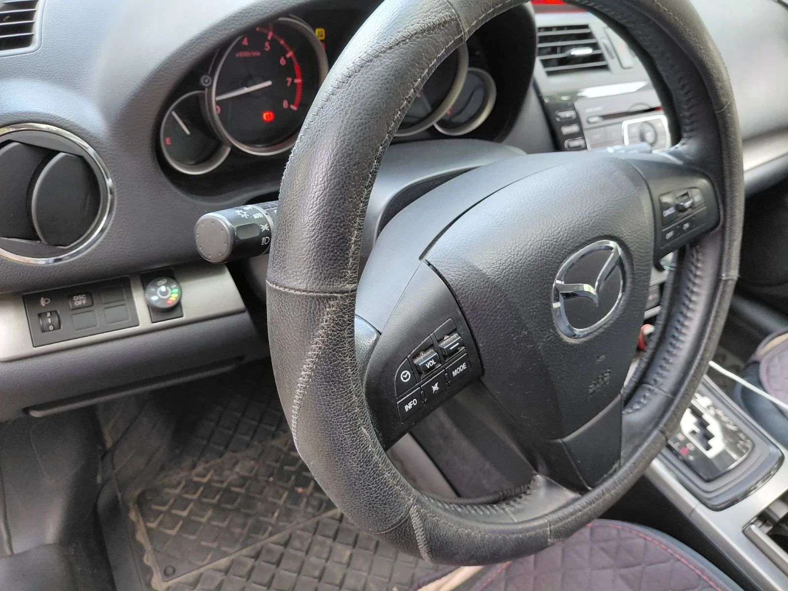 Mazda 6, снимка 14 - Автомобили и джипове - 55444169