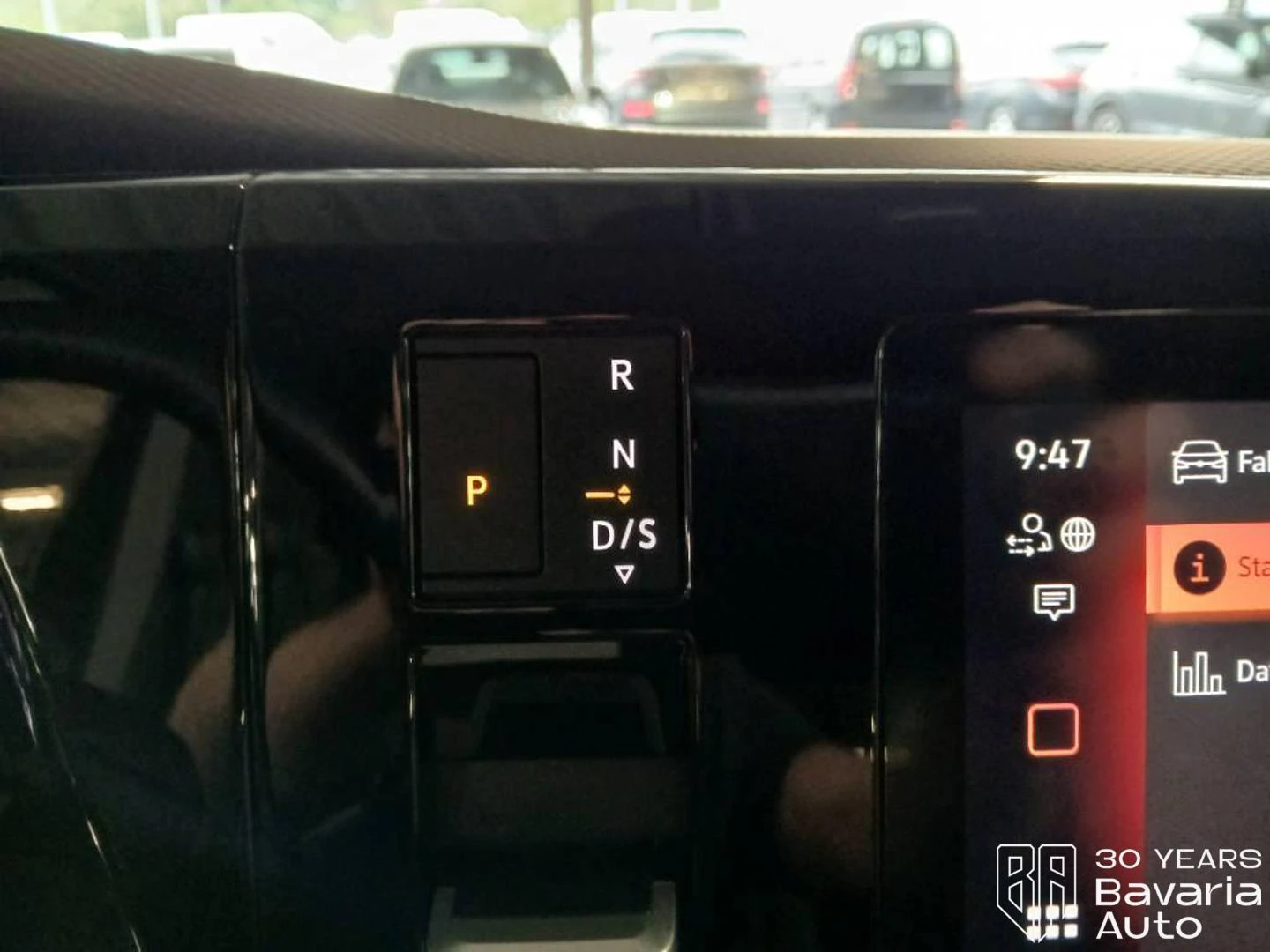 VW Multivan long Style DSG Easy Open Basic , снимка 13 - Автомобили и джипове - 55974115
