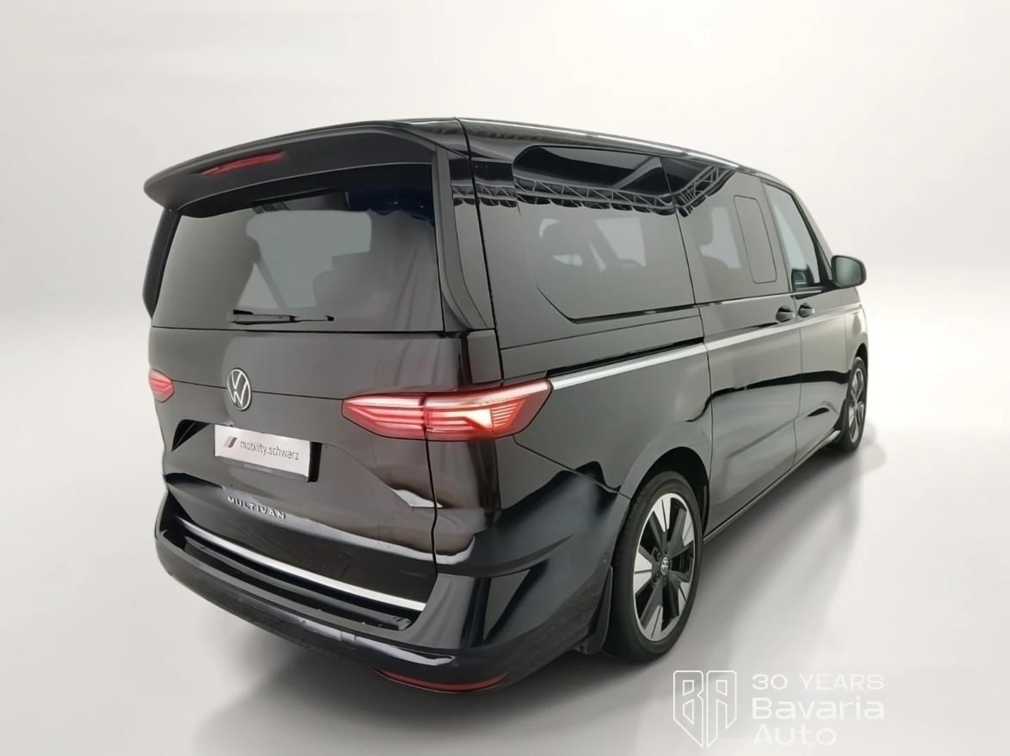 VW Multivan long Style DSG Easy Open Basic , снимка 4 - Автомобили и джипове - 55974115