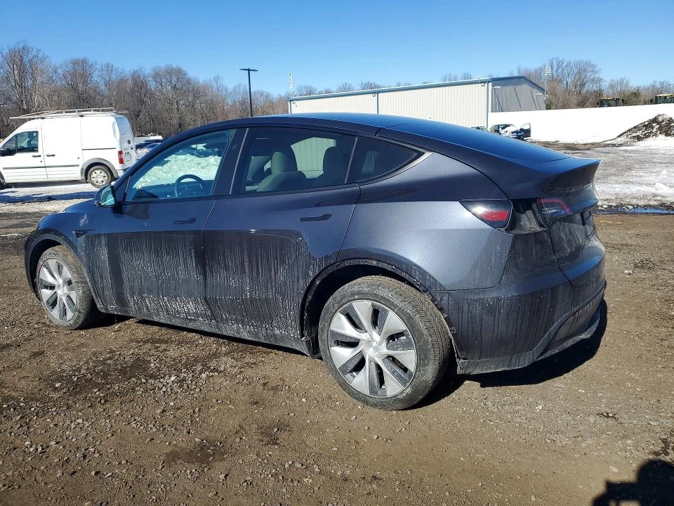 Tesla Model Y Dual Motors AWD, снимка 6 - Автомобили и джипове - 56216708