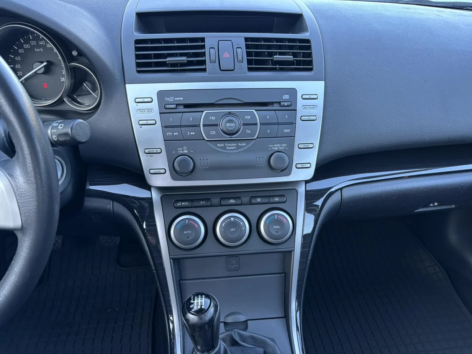Mazda 6 2.0бензин 147кс 2010г, снимка 9 - Автомобили и джипове - 56289290