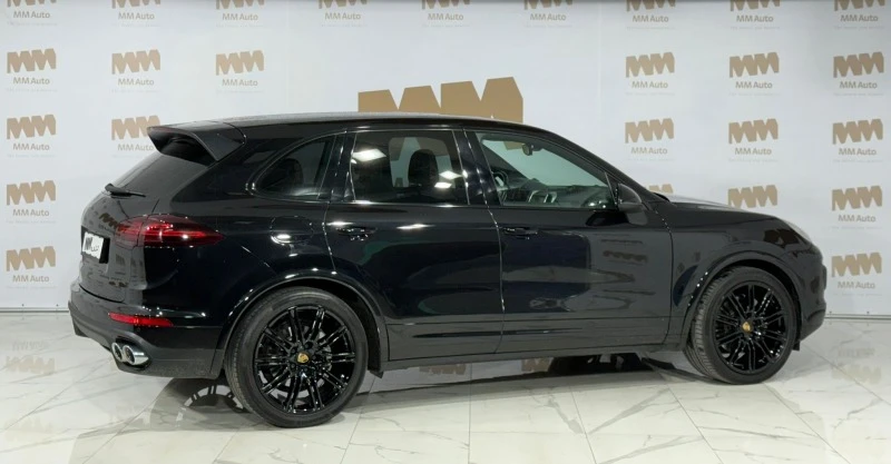 Porsche Cayenne S diesel Sport Chrono Bose, снимка 2 - Автомобили и джипове - 45436403