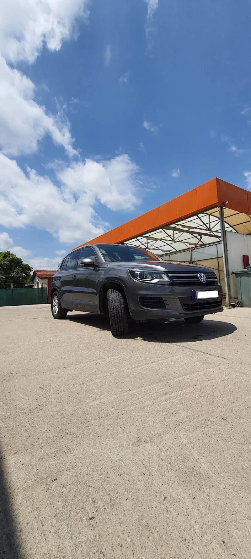 VW Tiguan, снимка 13 - Автомобили и джипове - 52570174