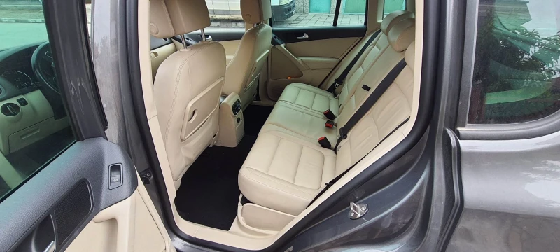 VW Tiguan, снимка 15 - Автомобили и джипове - 52570174