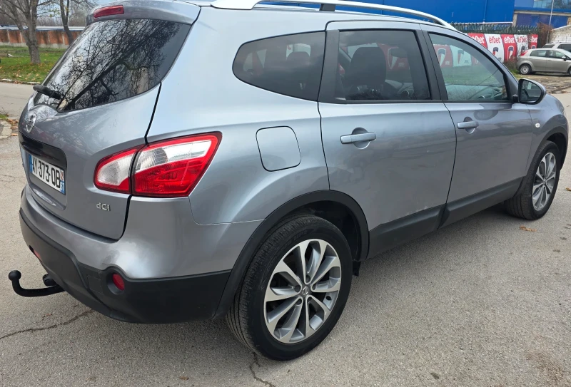 Nissan Qashqai, снимка 5 - Автомобили и джипове - 52702228