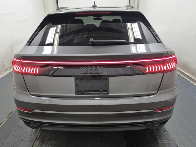 Audi Q8 АВТОКРЕДИТ, снимка 5 - Автомобили и джипове - 52849678