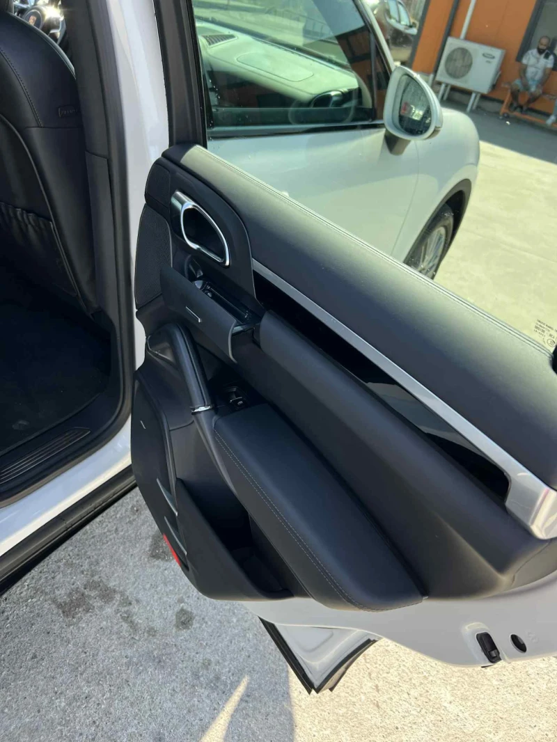 Porsche Cayenne, снимка 11 - Автомобили и джипове - 53166765