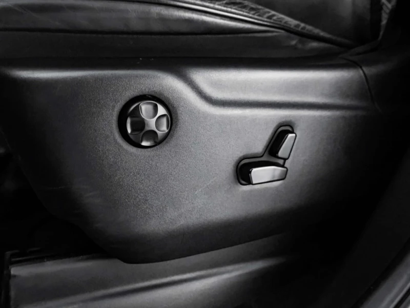 Jeep Grand cherokee * Summit * CARFAX * ЦЕНА ДО БГ, снимка 15 - Автомобили и джипове - 53468103