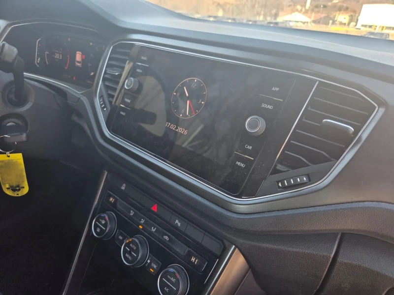 VW T-Roc ОЧАКВАН ВНОС-VIRTUAL COCKPIT-1.6TDI-116кс-6скорост, снимка 17 - Автомобили и джипове - 53595886