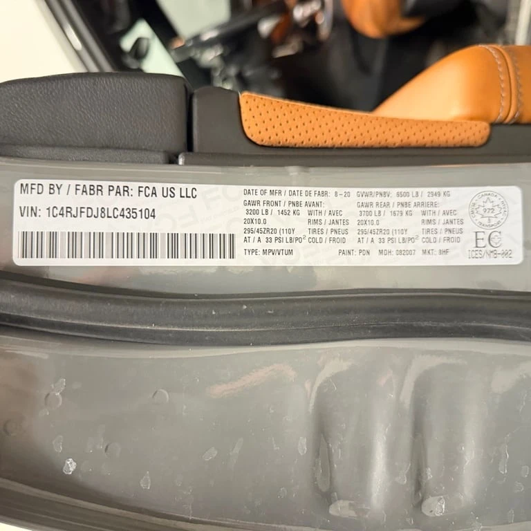 Jeep Grand cherokee * SRT * CARFAX * БЕЗ ПЪРВОНАЧАЛНА ВНОСКА - изображение 10