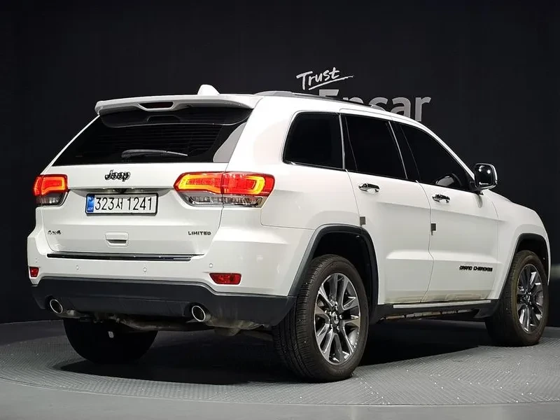 Jeep Cherokee 3.6 Limited - CAMO 30% ABAHC, снимка 2 - Автомобили и джипове - 55941617