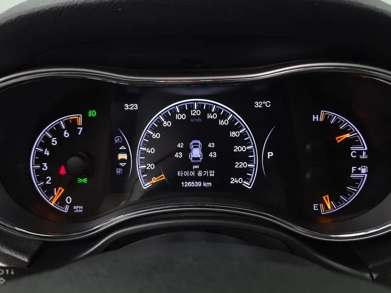 Jeep Cherokee 3.6 Limited - CAMO 30% ABAHC, снимка 8 - Автомобили и джипове - 55941617