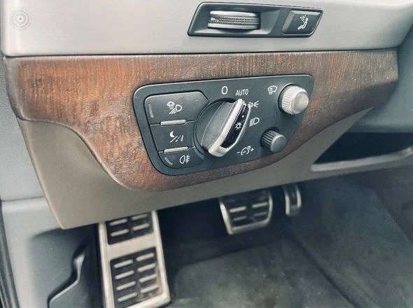 Audi SQ7 4.0 TDI, снимка 4 - Автомобили и джипове - 56482870
