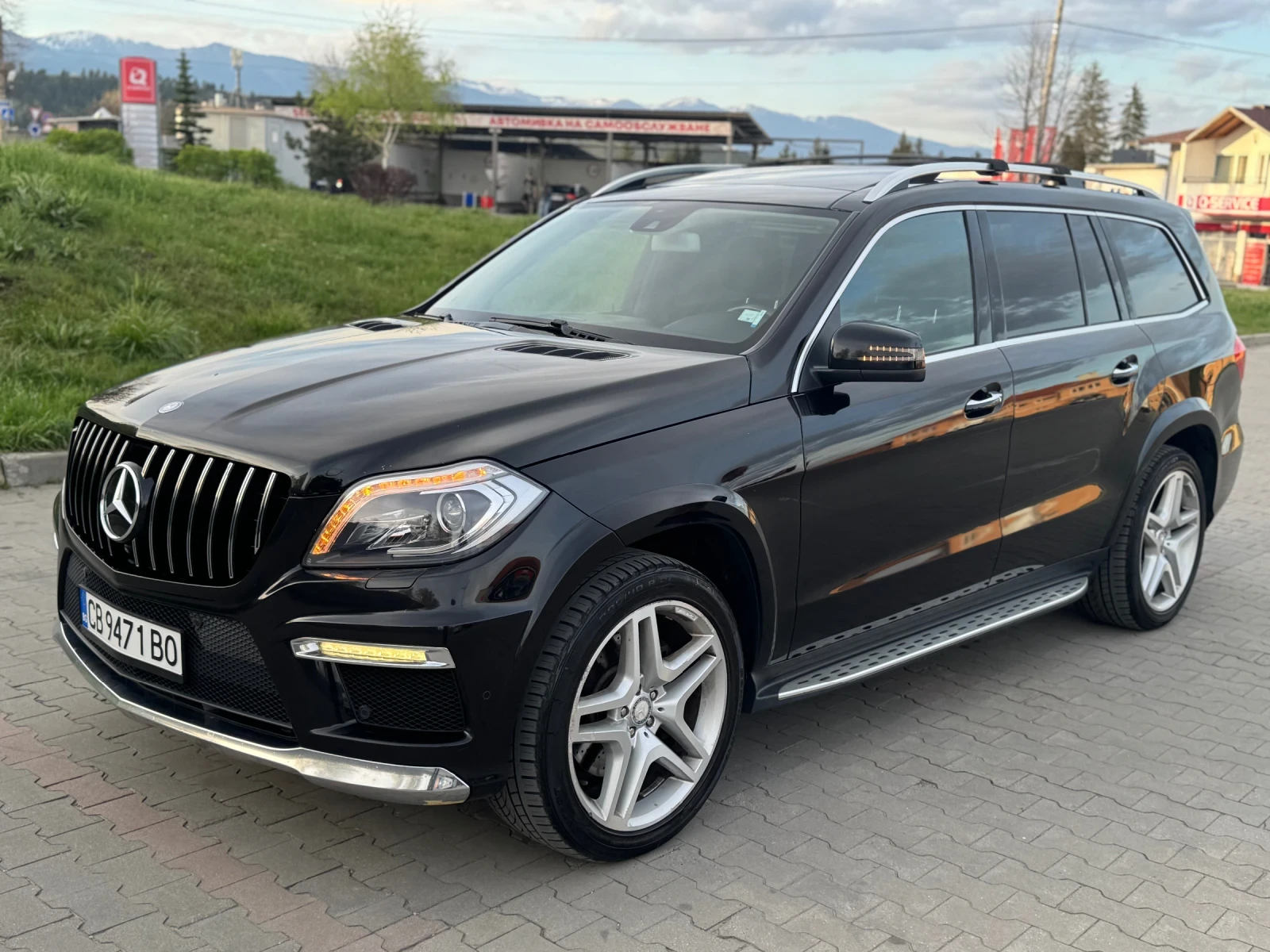 Mercedes-Benz GL 350 AMG PACK//PANORAMA//360CAM//Harman//Vakum//LIZING - изображение 3