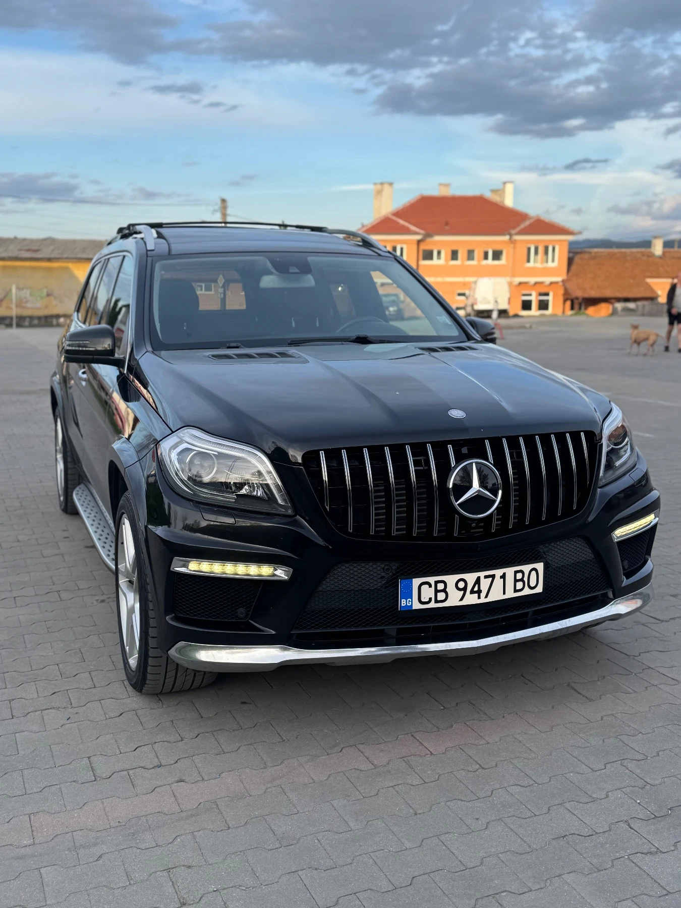 Mercedes-Benz GL 350 AMG PACK//PANORAMA//360CAM//Harman//Vakum//LIZING - изображение 4