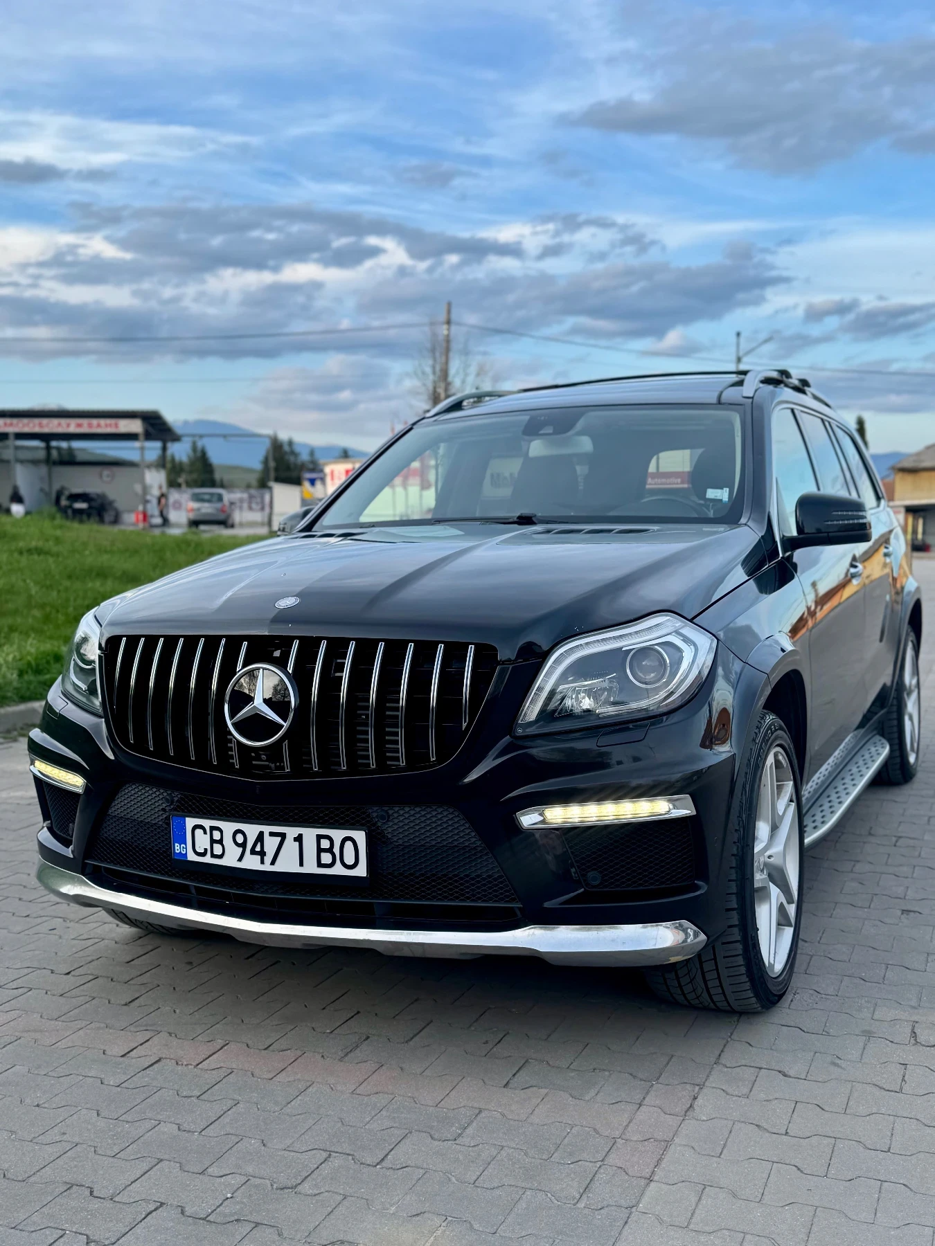 Mercedes-Benz GL 350 AMG PACK//PANORAMA//360CAM//Harman//Vakum//LIZING - изображение 6