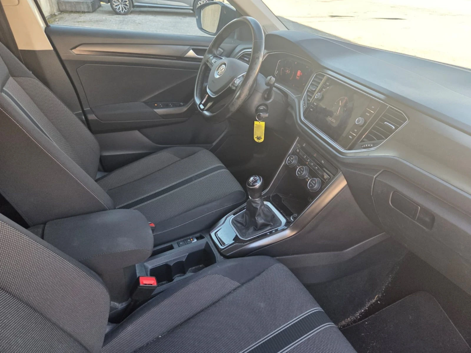 VW T-Roc ������� ����-VIRTUAL COCKPIT-1.6TDI-116��-6������� | Mobile.bg � ����������� 13