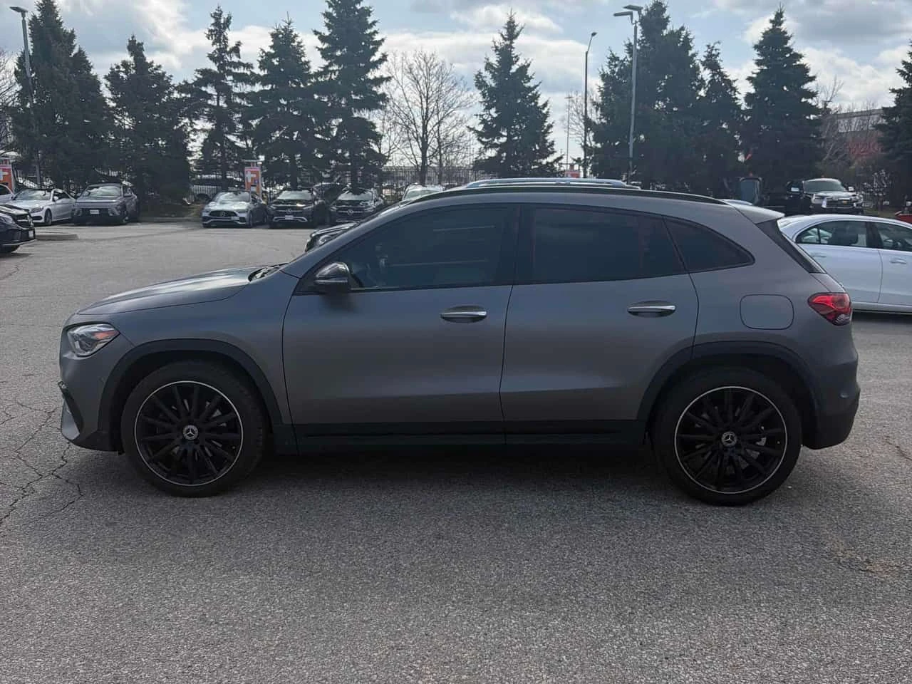 Mercedes-Benz GLA * 250 * CARFAX * ЦЕНА ДО БГ, снимка 2 - Автомобили и джипове - 54122934