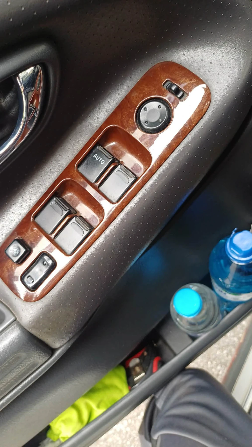 Suzuki Grand vitara 2.0 i ГАЗ, снимка 10 - Автомобили и джипове - 54490636