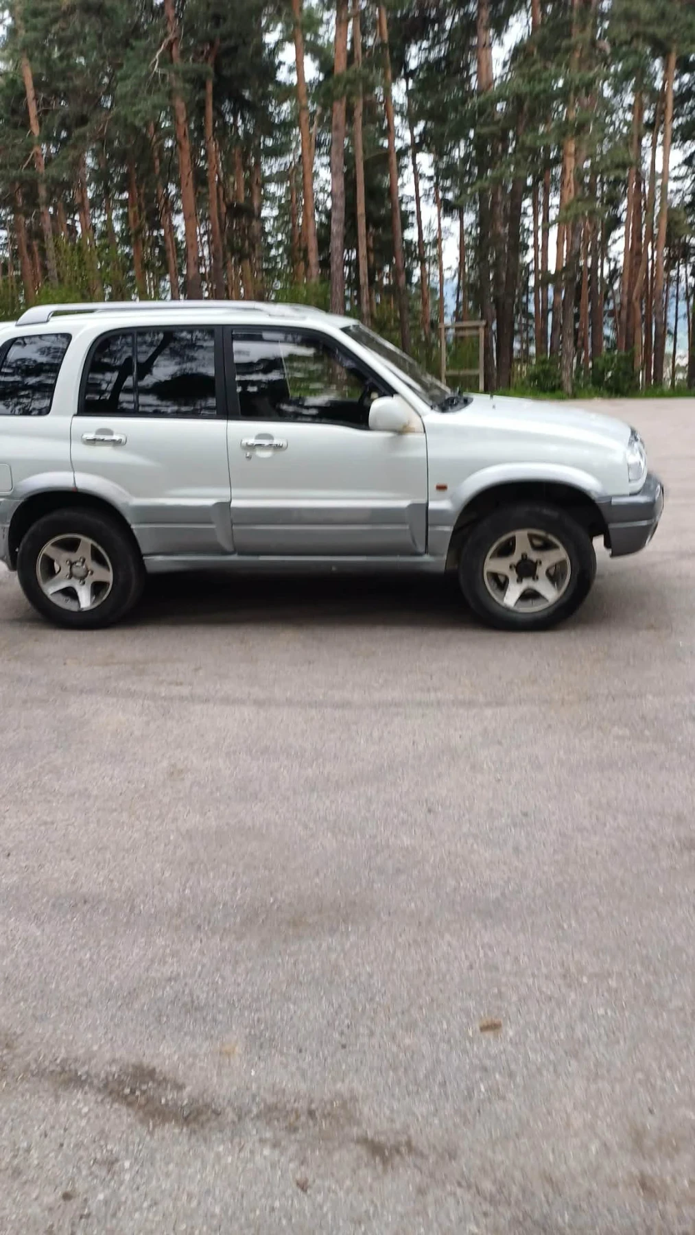 Suzuki Grand vitara 2.0 i ГАЗ, снимка 3 - Автомобили и джипове - 54490636