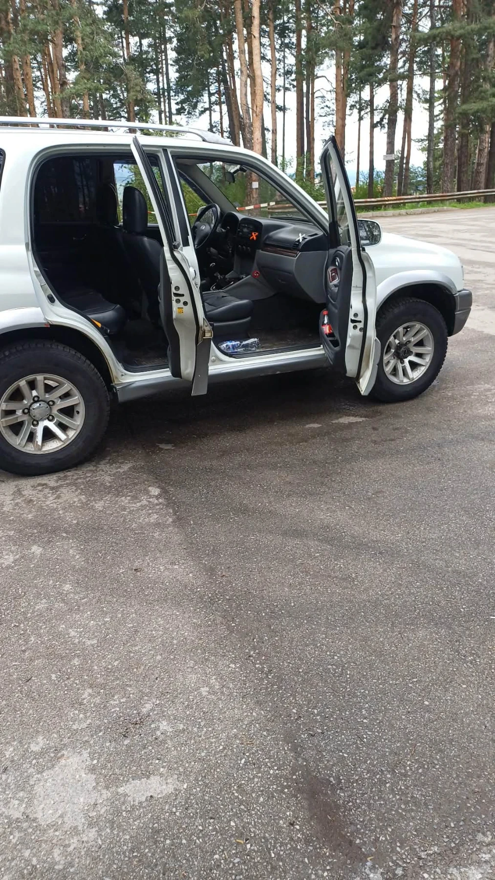 Suzuki Grand vitara 2.0 i ГАЗ, снимка 12 - Автомобили и джипове - 54490636