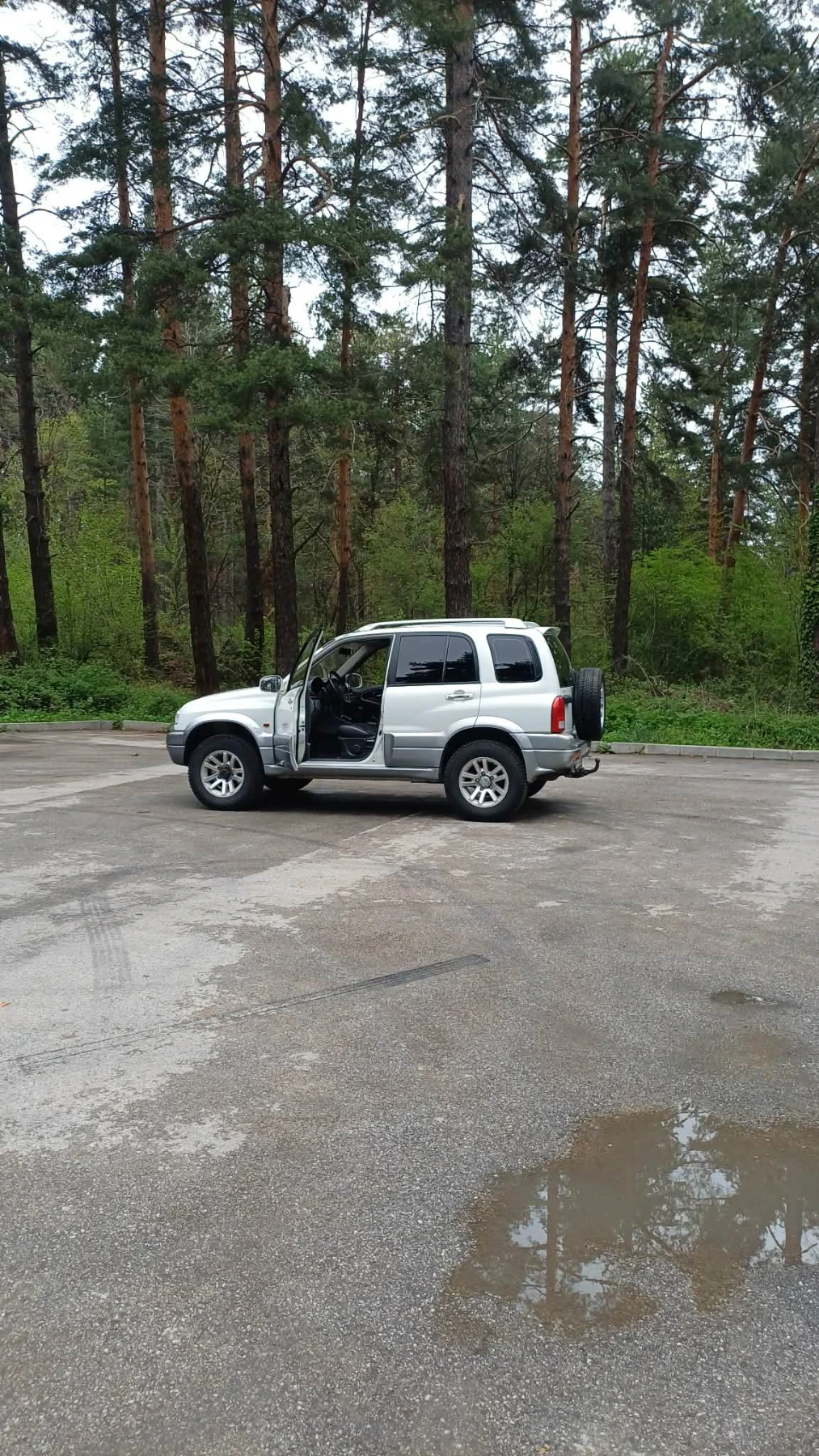 Suzuki Grand vitara 2.0 i ГАЗ, снимка 14 - Автомобили и джипове - 54490636