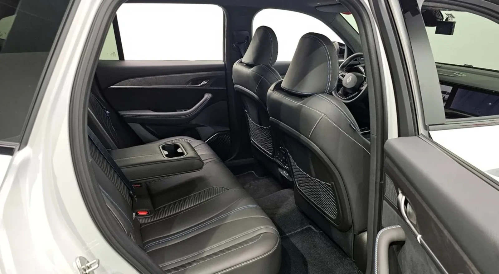 Renault Koleos Esprit Alpine 4WD, снимка 13 - Автомобили и джипове - 54740093