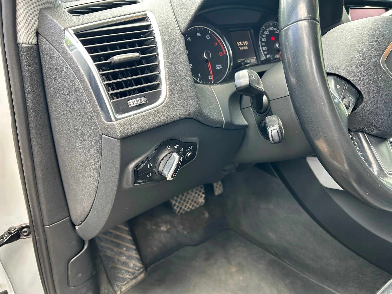 Audi Q5 2.0 TFSI, снимка 11 - Автомобили и джипове - 54911538