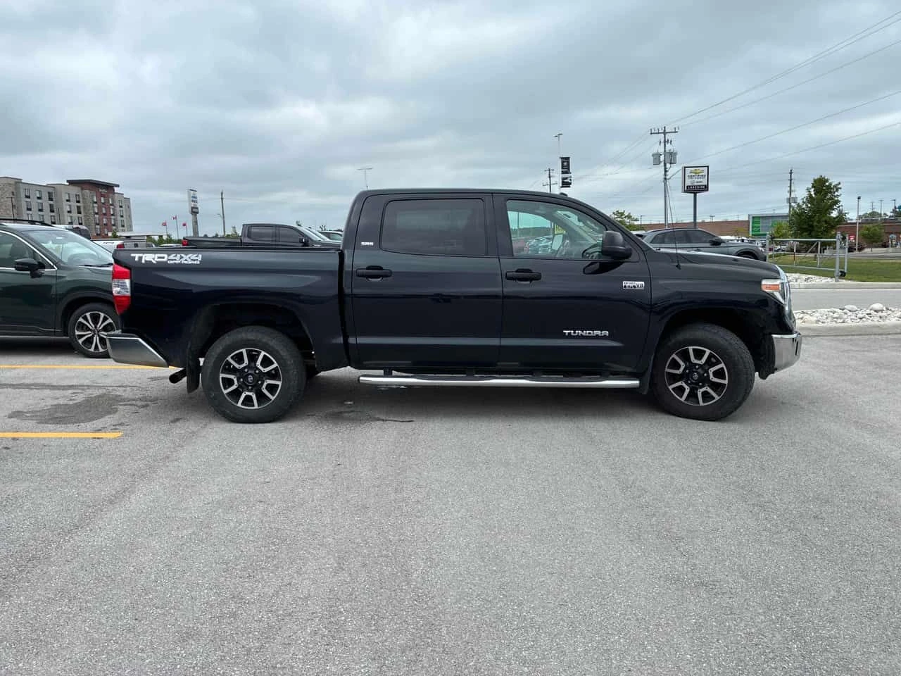 Toyota Tundra * SR5 Plus * АВТОКРЕДИТ БЕЗ ПЪРВОНАЧАЛНА ВНОСКА* , снимка 3 - Автомобили и джипове - 54987090