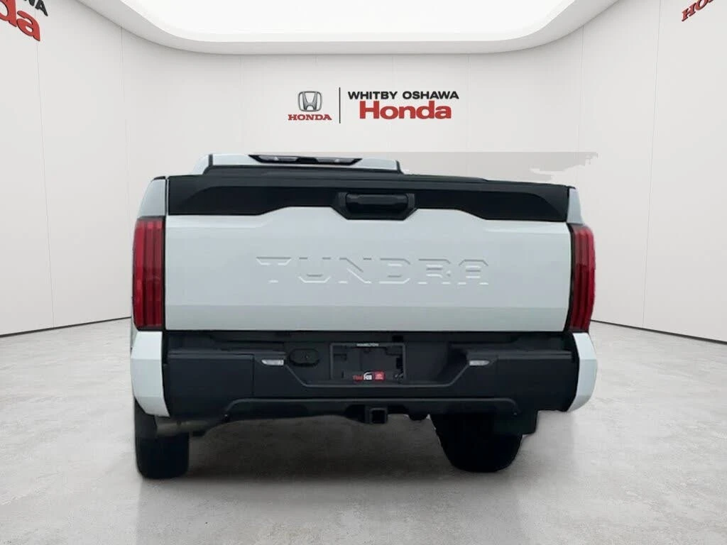 Toyota Tundra SR * CrewMax Cab * АвтоКредит * (ЦЕНА ДО БГ), снимка 6 - Автомобили и джипове - 55504462