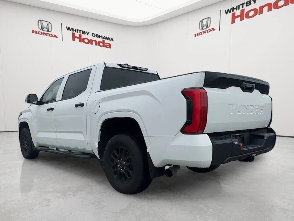Toyota Tundra SR * CrewMax Cab * АвтоКредит * (ЦЕНА ДО БГ), снимка 4 - Автомобили и джипове - 55504462