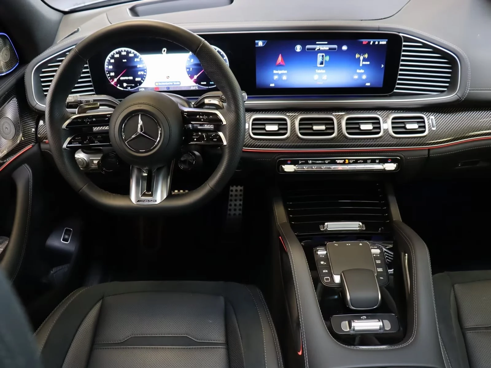 Mercedes-Benz GLS 63 AMG FACELIFT/ 4M / CARBON/ BURM / NIGHT / TV/ PANO/, снимка 9 - Автомобили и джипове - 55740515