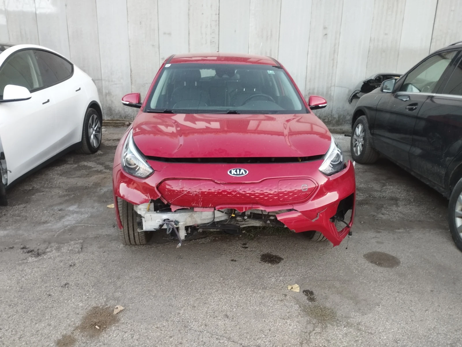 Kia Niro, снимка 3 - Автомобили и джипове - 56416996