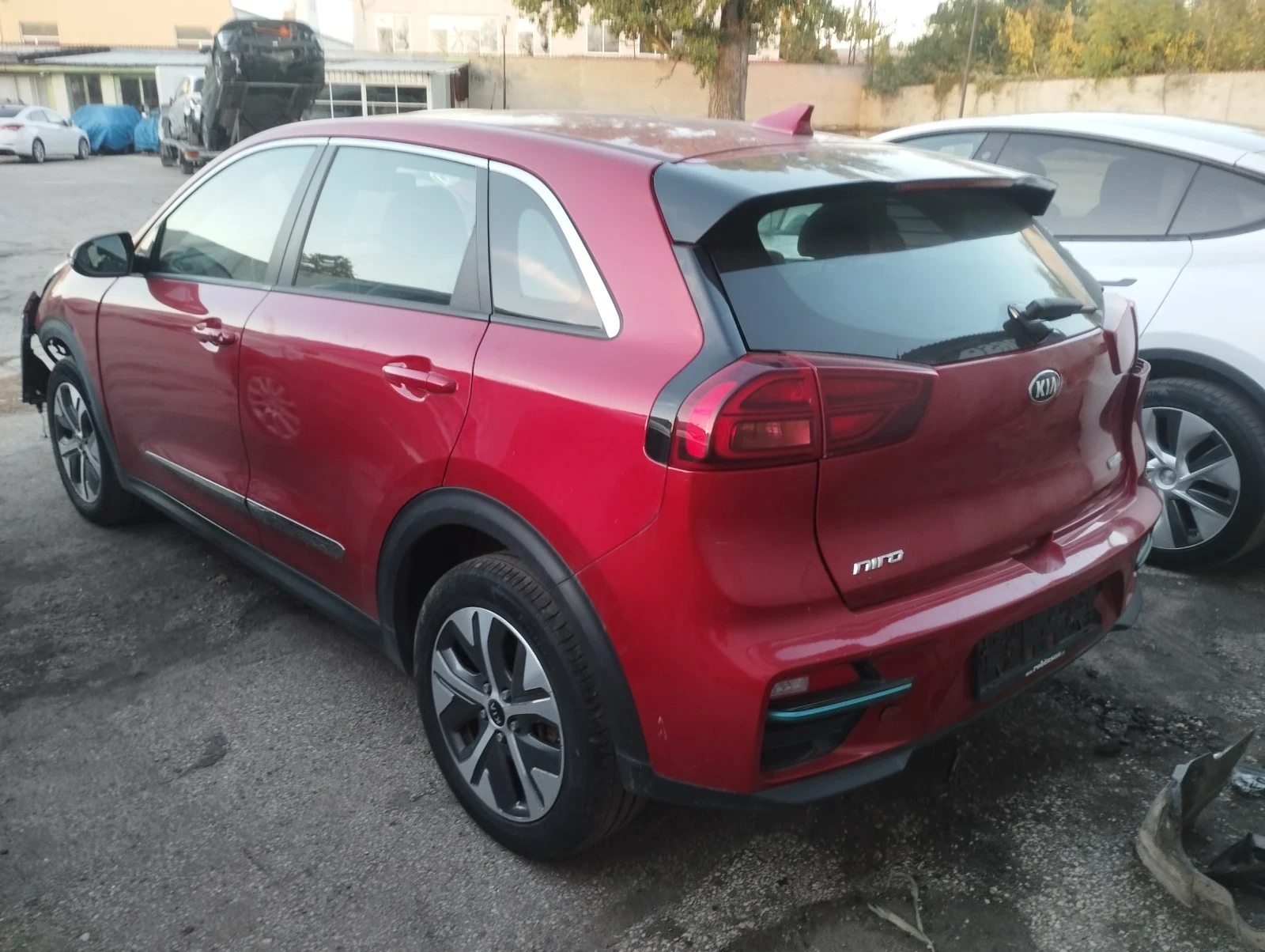 Kia Niro, снимка 5 - Автомобили и джипове - 56416996