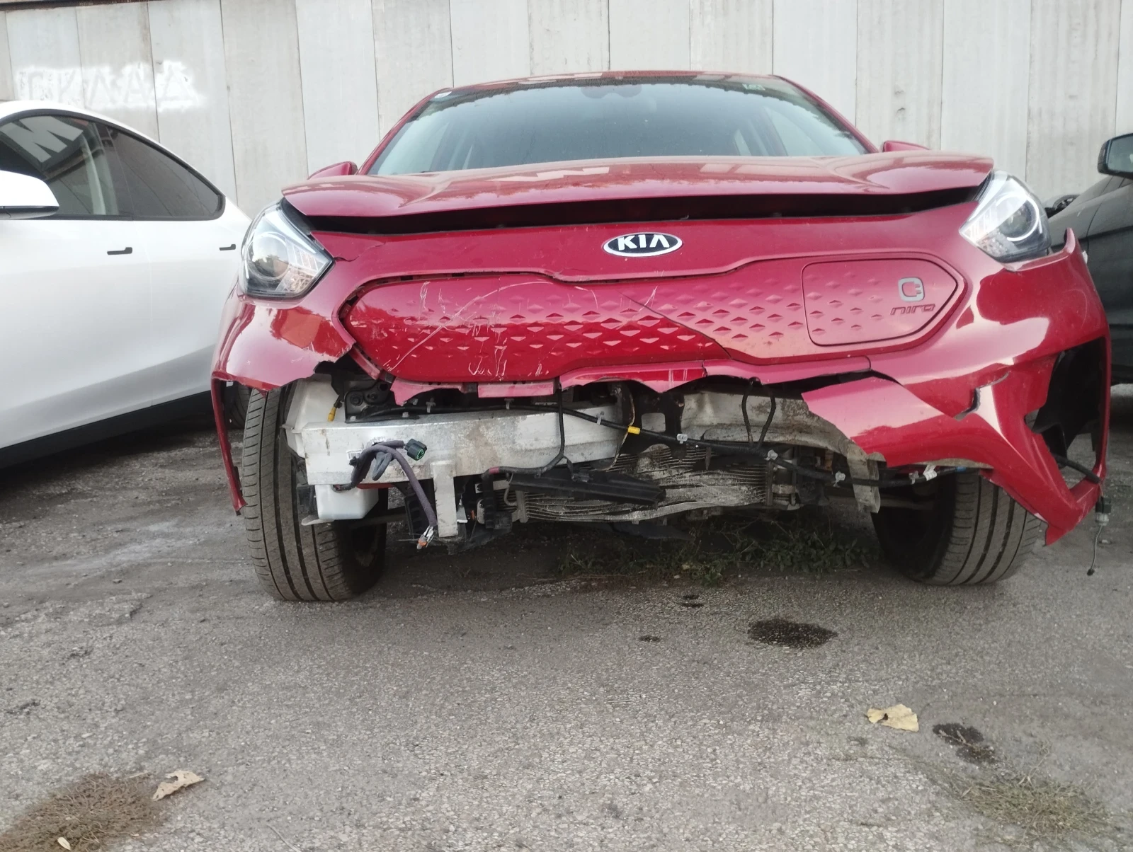 Kia Niro, снимка 4 - Автомобили и джипове - 56416996