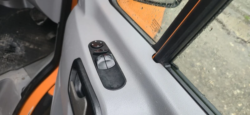 Mercedes-Benz Sprinter 313, снимка 12 - Бусове и автобуси - 52582970