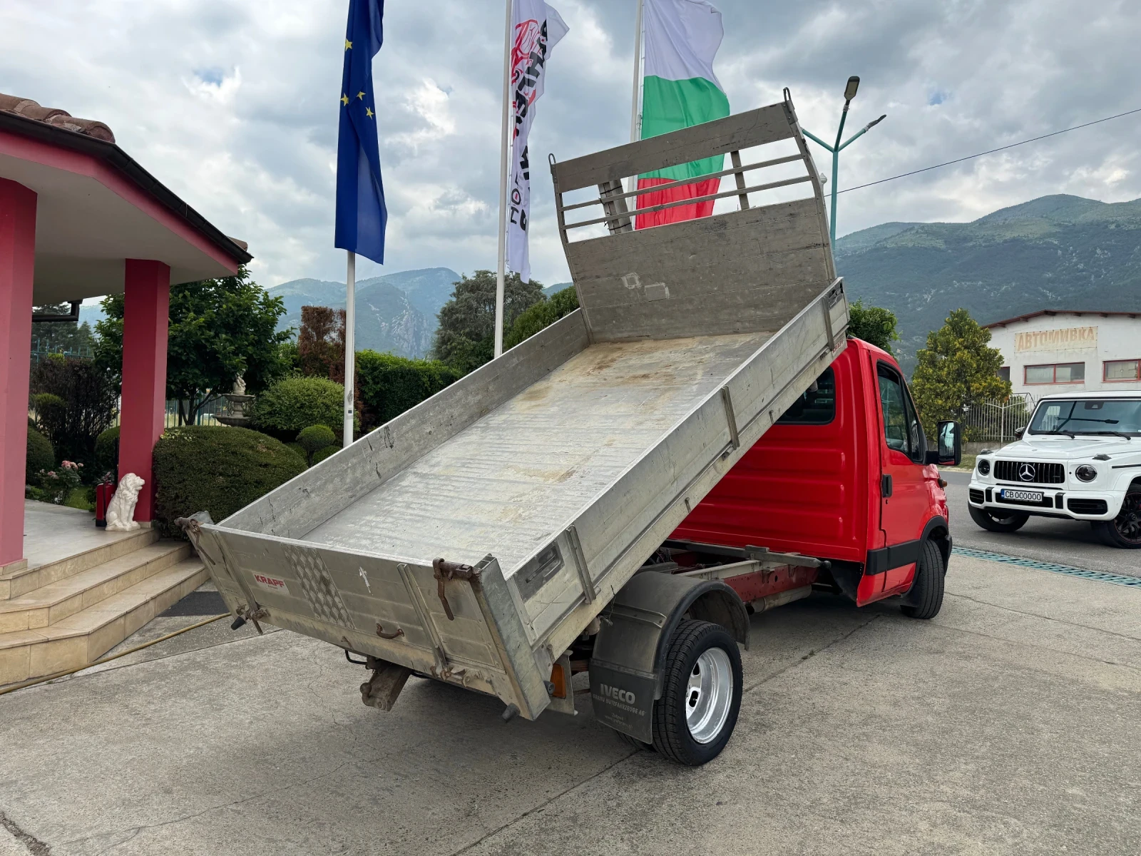 Iveco Daily 2.8HPI* 35C13* Тристранен самосвал - изображение 6