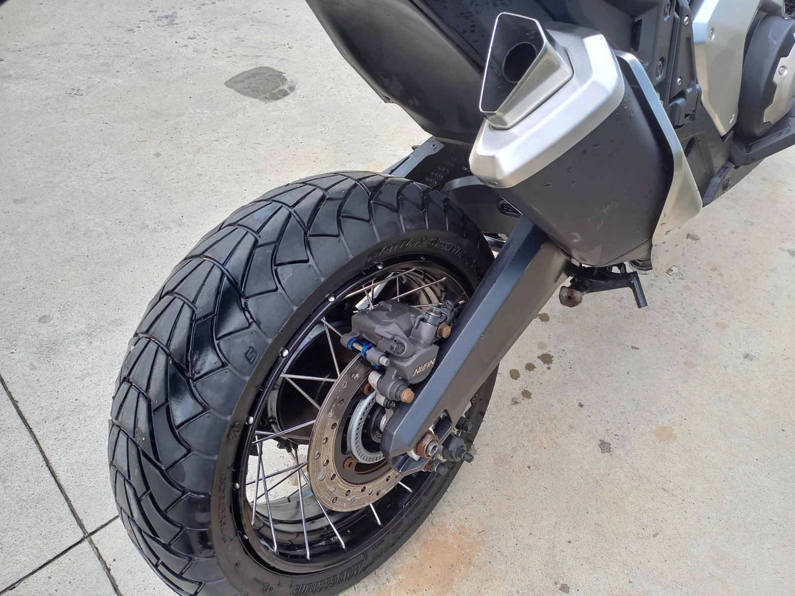 Honda X-ADV 750 ABS TC LED 6000km - изображение 8