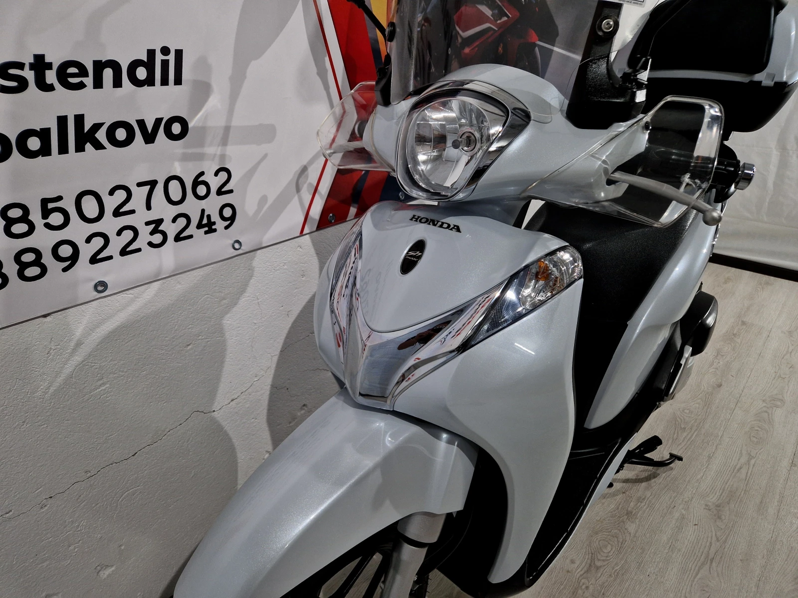 Honda Sh Mode 125ie, 2017г.ABS, Start-Stop! 5055км! - изображение 8