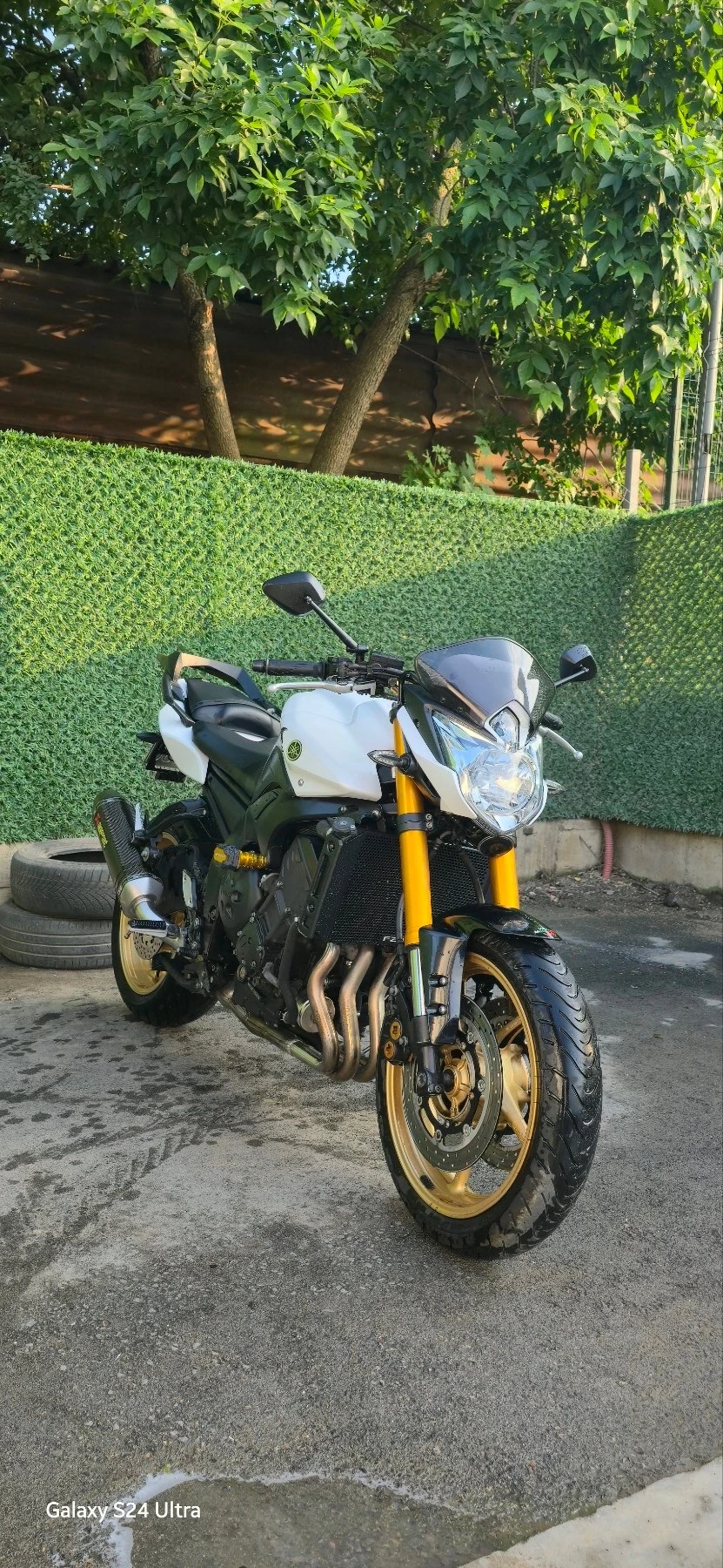 Yamaha FZ8 Akrapovic
