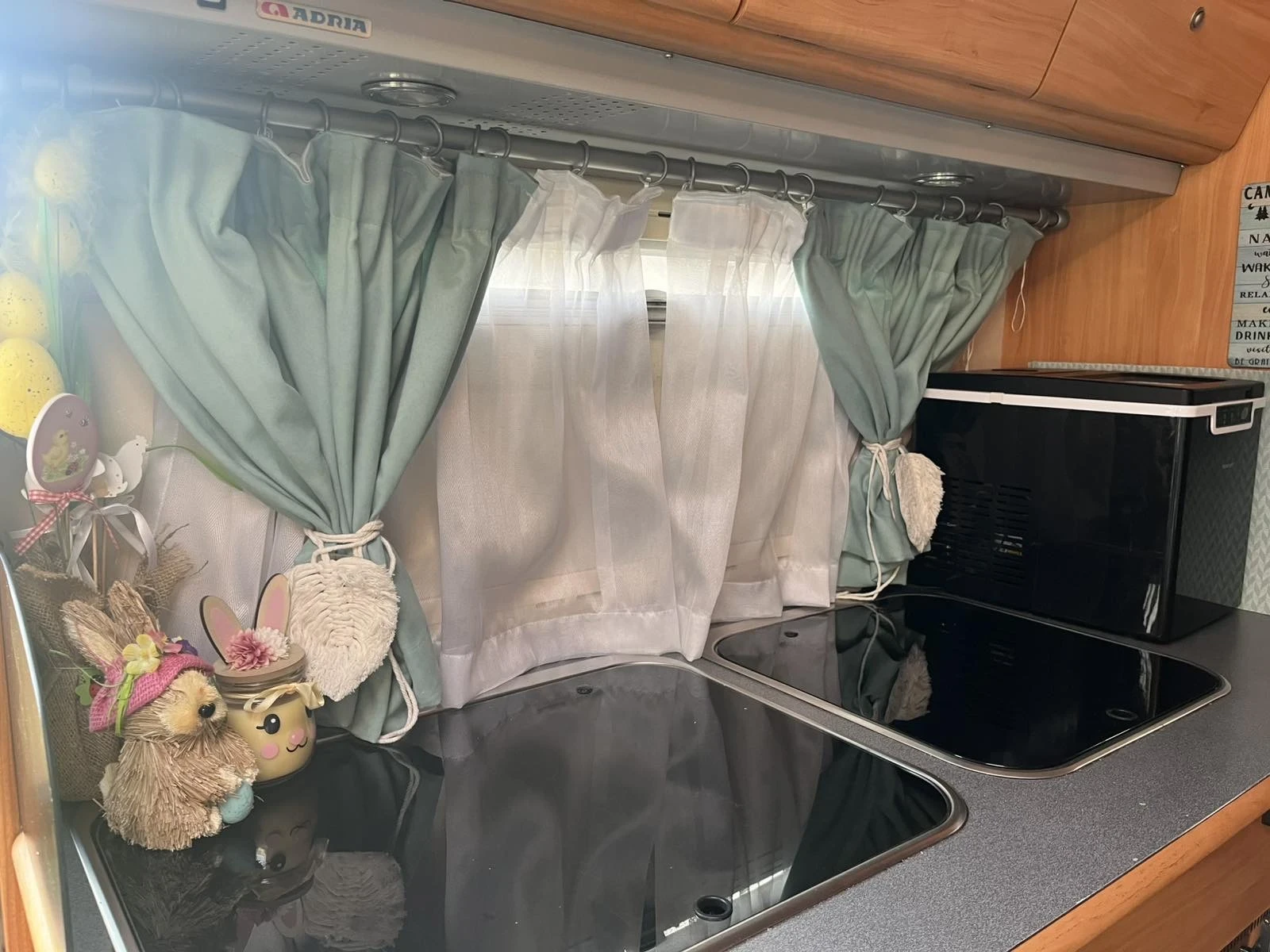 ������ Adria | Mobile.bg � ����������� 9