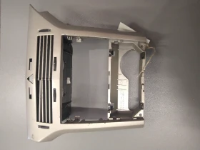 Централна конзола Опел Астра Н (3)