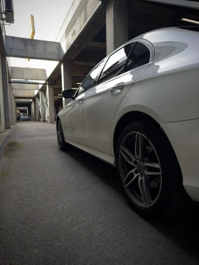 Mercedes-Benz E 220 AMG-Line 4matic , снимка 7