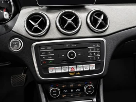 Mercedes-Benz CLA 250 Панорама * Амбиентно * АвтоКредит (ЦЕНА ДО БГ), снимка 14
