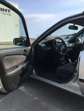 Toyota Corolla лифтбек, снимка 9