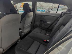 Honda Insight 1.3 БЕНЗИН 88 К.С.ХИБРИД!АВТОМАТ!КАТО НОВА!, снимка 13 - Автомобили и джипове - 44620732