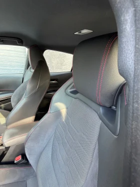 Toyota Corolla 1.8 122к.с COLLECTION BI-TONE - 19800 € / 38725.43 лв. - 23596788 10