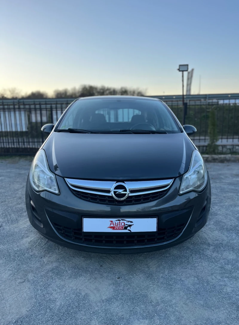 Opel Corsa 1.2i* FACE, снимка 2 - Автомобили и джипове - 47550920